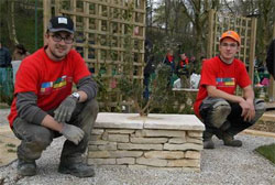 Quentin Rose et Frédéric Grégoris, jardiniers-paysagistes vainqueurs des Olympiades des Métiers en Île-de-France Quentin Rose et Frédéric Grégoris, jardiniers-paysagistes vainqueurs des Olympiades des Métiers en Île-de-France