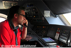 Conducteur d'une navette dans le tunnel sous la Manche / Photo : Groupe Eurotunnel