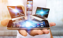 Numérique : l'emploi tiré par les startups et l'internet mobile Numérique : l'emploi tiré par les startups et l'internet mobile