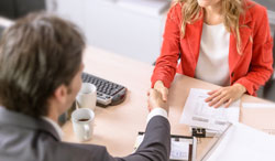 Un nouveau bachelor en alternance pour les métiers de la relation client Un nouveau bachelor en alternance pour les métiers de la relation client