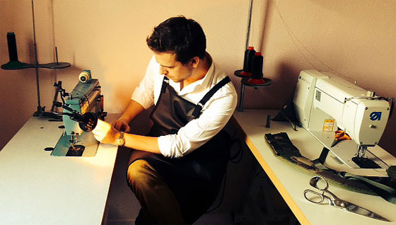 Laurent Cellié, fondateur d'Armagilis, dans son atelier. Laurent Cellié, fondateur d'Armagilis, dans son atelier.