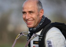Yves Rossy Yves Rossy