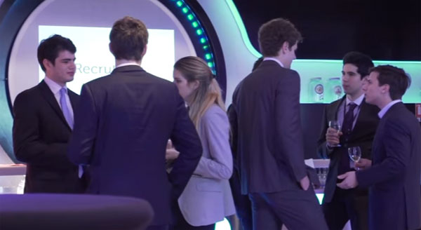 Une soirée de networking de Dogfinance Connect. Une soirée de networking de Dogfinance Connect.