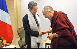 Nicolas Sarkozy a rencontré le dalaï-lama