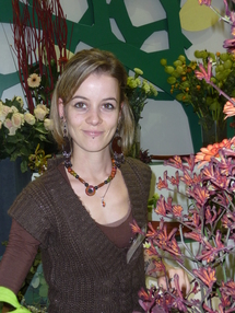 Marina, 24 ans, à l'Ecole des fleuristes de Paris Marina, 24 ans, à l'Ecole des fleuristes de Paris