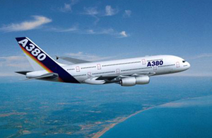 Delphine, formatrice en maintenance sur A380 Delphine, formatrice en maintenance sur A380