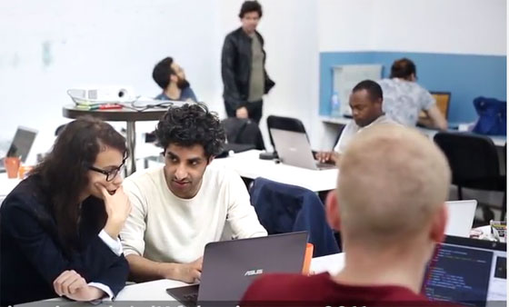 Refugeeks : des réfugiés formés comme développeurs s'insèrent en entreprise Refugeeks : des réfugiés formés comme développeurs s'insèrent en entreprise