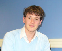 Pierre-Antoine Migeon reçoit les jeunes en consultation de tabacologie à l'hôpital de Fleyriat. Pierre-Antoine Migeon reçoit les jeunes en consultation de tabacologie à l'hôpital de Fleyriat.