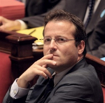 Un ministre de la Jeunesse, Marc-Philippe Daubresse, remplace Martin Hirsh