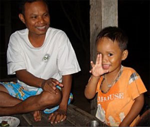 Un enfant cambodgien / photo : Julien Chabanet.