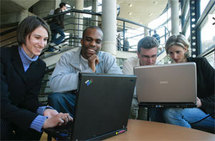 La Grenoble business School, classée 5ème, se distingue par son internationalisation.