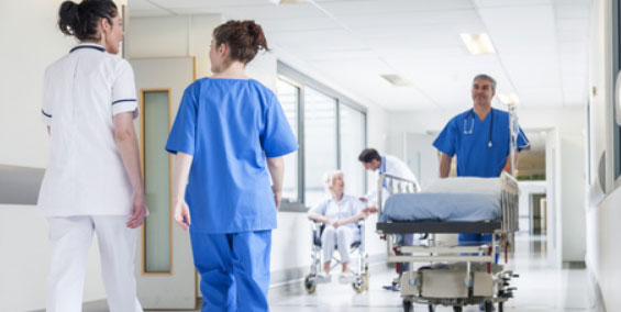 Réforme des études en soins infirmiers : derniers concours avant Parcoursup Réforme des études en soins infirmiers : derniers concours avant Parcoursup