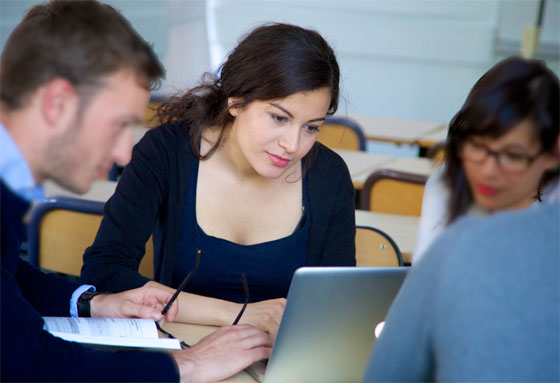 Etudiants de l'IAE Lyon, une des 14000 formations répertoriées sur Parcoursup.