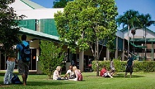Le campus de Cairn. Le campus de Cairn.