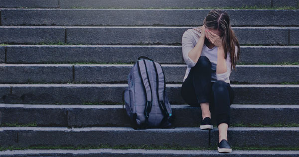 Les jeunes et la solitude : 14% des collégiens se sentent souvent ou toujours seuls