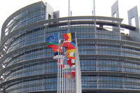 Piratage et contrefaçon : le Parlement européen rejette le traité Acta