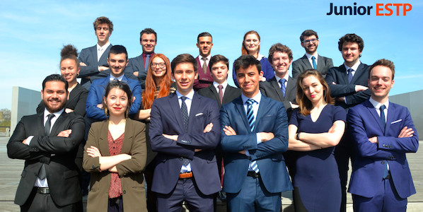 L'équipe de la Junior-entreprise de l'ESTP, Ecole supérieures des travaux publics. © juniorestp.com L'équipe de la Junior-entreprise de l'ESTP, Ecole supérieures des travaux publics. © juniorestp.com