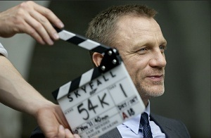 Daniel Craig sur le tournage de Skyfall.