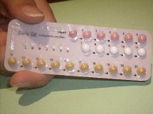 Pilule contraceptive : Marion attaque le labo et veut prévenir les filles