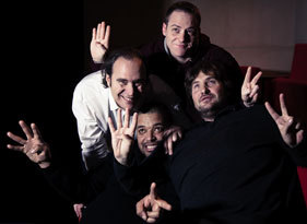 Xavier Niel (à g.), président de 42, Nicolas Sadirac, directeur général, Kwame Yamgnane et Florian Bucher, directeurs adjoints © L.Belando Xavier Niel (à g.), président de 42, Nicolas Sadirac, directeur général, Kwame Yamgnane et Florian Bucher, directeurs adjoints © L.Belando