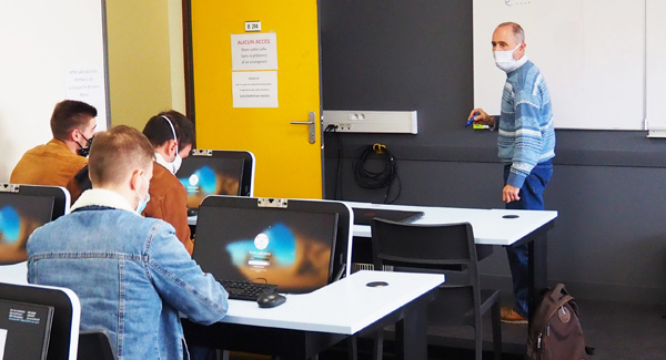 Etudiants : timide reprise des cours en présentiel dans le supérieur