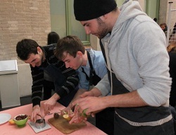 Un concours de cuisine entre écoles de commerce, le Cooking challenge Un concours de cuisine entre écoles de commerce, le Cooking challenge