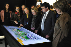 Geneviève Fioraso et Manuel Valls à la Cité internationale.