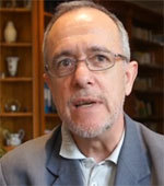 "La force est éclairée, la violence est aveugle" "La force est éclairée, la violence est aveugle"