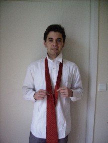 Comment faire un noeud de cravate ?
