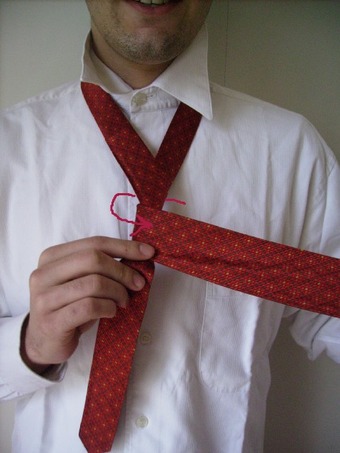 Comment faire un noeud de cravate ? Comment faire un noeud de cravate ?