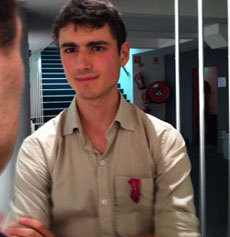 Gwendal Rozier, dans une chemise Khadi Gwendal Rozier, dans une chemise Khadi