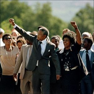 Mandela sort de prison le 11 février 1990
