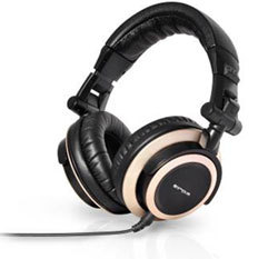 Accessoires high tech : kit de survie pour les vacances Accessoires high tech : kit de survie pour les vacances