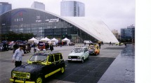 4L Trophy 2007 : les photos du départ à la Défense