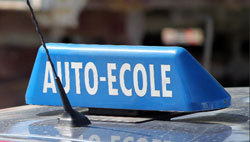 Coût du permis : trop d'auto-écoles ne sont pas dans les clous Coût du permis : trop d'auto-écoles ne sont pas dans les clous