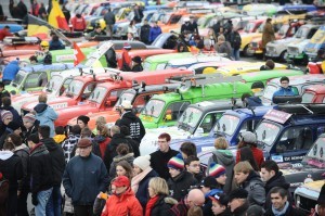 4L Trophy 2014 : 15OO équipages étudiants au départ 4L Trophy 2014 : 15OO équipages étudiants au départ