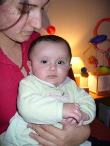 « Enceinte, j’ai choisi de garder mon enfant »