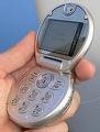 Un message reçu sur votre portable peut vous aider à trouver une excuse pour échapper au groupe. Un message reçu sur votre portable peut vous aider à trouver une excuse pour échapper au groupe.