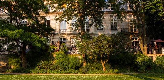 L'Ecole des Mines ParisTech, à côté du jardin du Luxembourg à Paris.