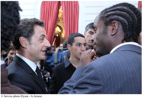 Réforme du lycée : Sarkozy et Darcos dialoguent dans un établissement