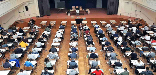 Un centre d'examen lors du concours Puissance Alpha © Puissance Alpha