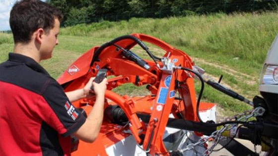 Des métiers en croissance dans l'agroéquipement : un pied dans la tech, un dans les champs