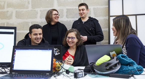 Des étudiants de la Wild Code School, école du réseau de la Grande école du numérique © GEN