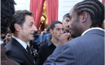 Réforme du lycée : Sarkozy et Darcos dialoguent dans un établissement