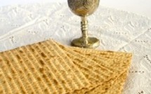 Pâques : les juifs fêtent Pessah, les chrétiens célèbrent des baptêmes d'adultes