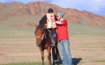 Ils tentent l'aventure sur le Mongol Rallly Ils tentent l'aventure sur le Mongol Rallly